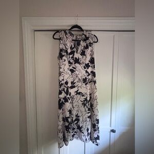 Nordstrom Classiques, Size 14 Sleeveless Black & Pink Floral Dress, knee length.